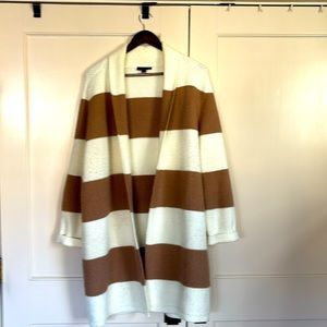 Ann Taylor shawl collar sweater size medium